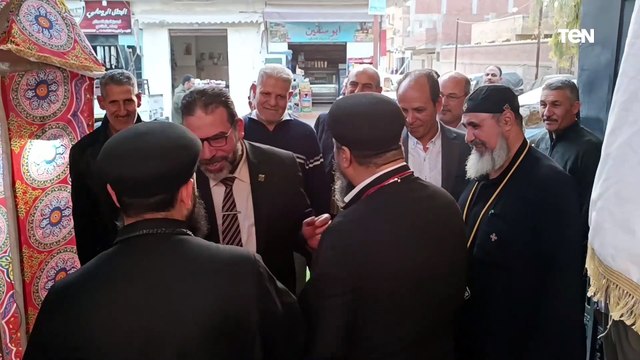 لقاء المحبه قلب واحد عيد واحد.. كنيسة بمنطقة عبد القادر تنظم إفطار بين المسلمين والمسيحيين