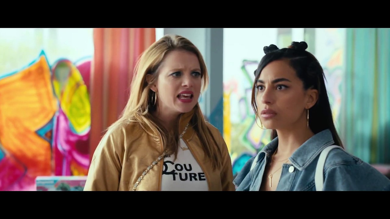 CHANTAL IM MÄRCHENLAND  Film Clips