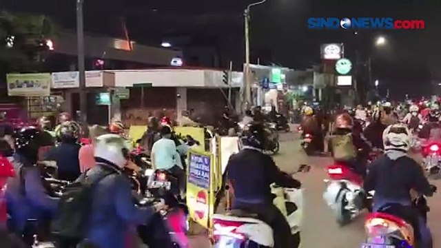 Melihat Arus Mudik Kalimalang Jakarta Timur, Terpantau Ramai pada Jumat Dini Hari