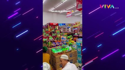 Demi Meraih Lailatul Qadar, Warga Salat Tarawih di Minimarke
