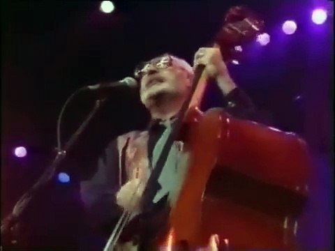 THE SEEKERS (Judith Durham) - Keep a Dream in Your Pocket (live) (1993)