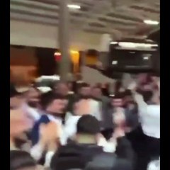 Seçimi kazanan AKP'li başkan kutlamayı silahla yaptı!