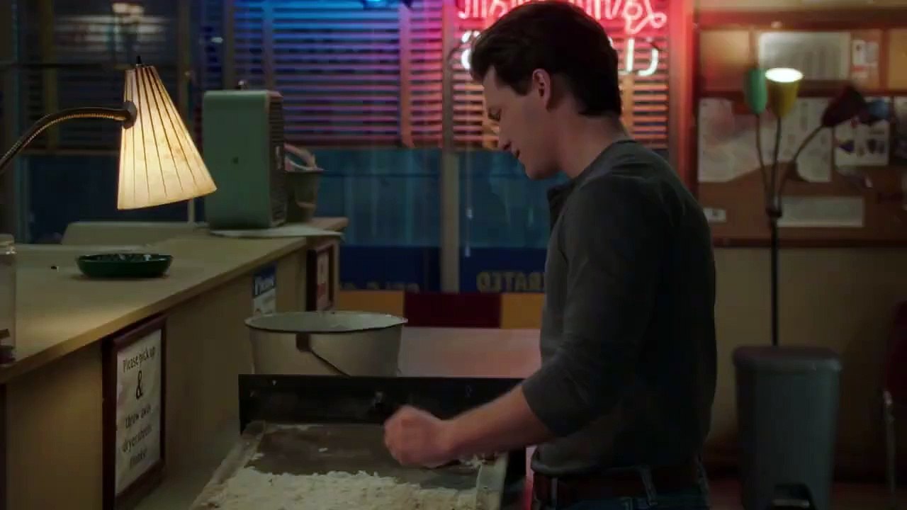 Young Sheldon 7x06 Sneak Peek #4 'Baptists, Catholics and an Attempted Drowning' (2024) Final Season