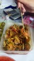 Nữ sinh review mukbang food vietnamese chân gà rút xương sả tắc sốt thái nước chấm hải sản