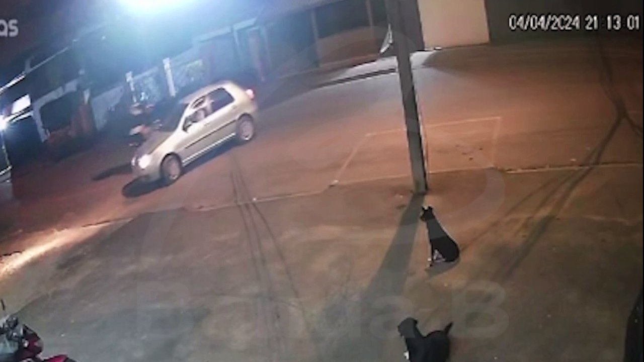 Câmera flagra acidente entre moto e carro em Almirante Tamandaré