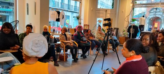 Résilience au féminin Retrouver sa place dans la societé après une épreuve