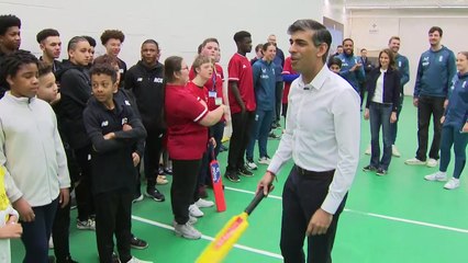 Rishi wicket: PM bowled out during Oval Cricket Ground visit