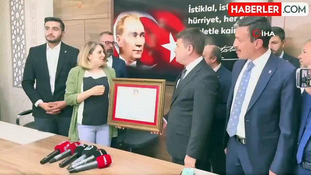 Aksaray Belediye Başkanı Dinçer mazbatasını aldı
