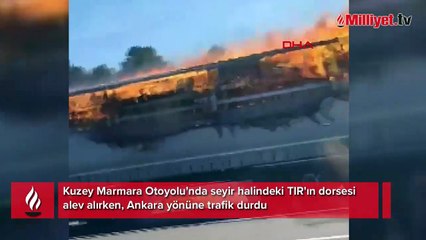 İstanbul'da TIR alev alev ilerledi, trafik durdu