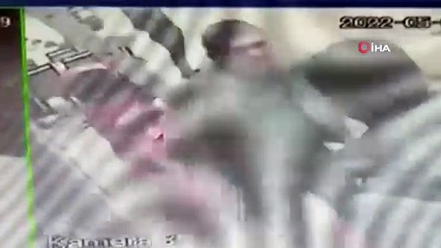 Ağabeyini bıçaklayarak öldüren sanığa ağırlaştırılmış müebbet hapis talebi! Tam 26 kez...!