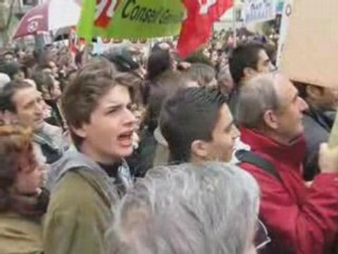 Cahors- manifestation anti-Sarkozy (2) /Tian/