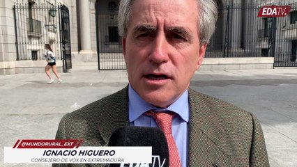 El Consejero extremeño de Vox se planta en el Ministerio para defender el campo de los ataques del Gobierno