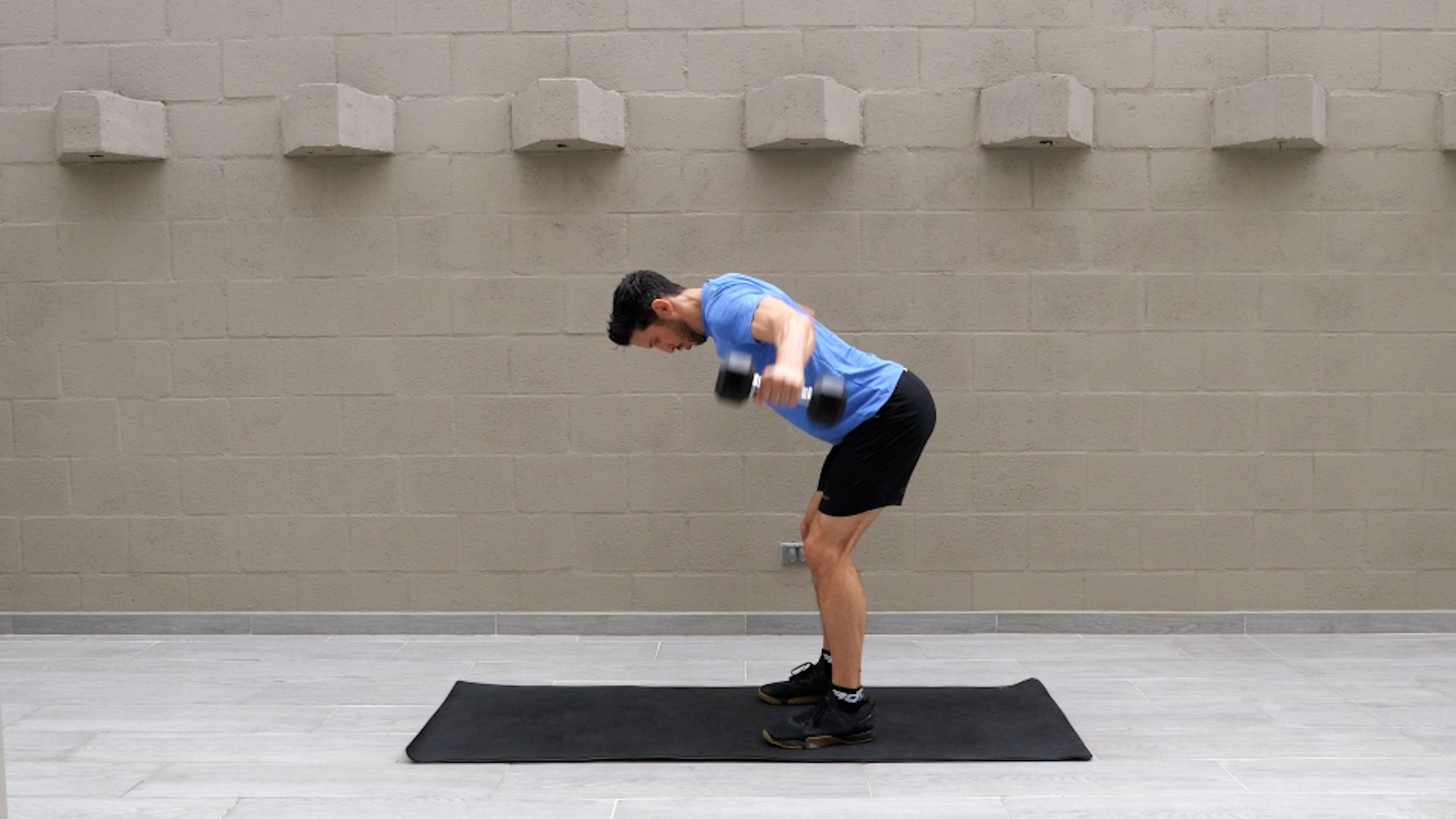 Julien Lepr�tre, el entrenador que corrige la chepa y los hombros ca�dos: "La postura no es la causa, sino la consecuencia de nuestro estilo de vida"