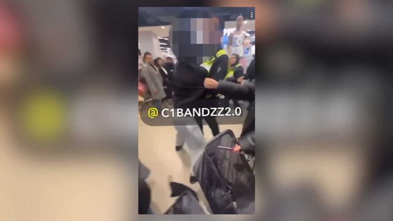 Police appeal after video shows woman 'looking for online clout' randomly punching Tube passenger