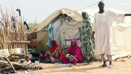 شاهد: وصول إمدادات غذائية إلى دارفور لأول مرة منذ أشهر والجوع يحاصر الملايين