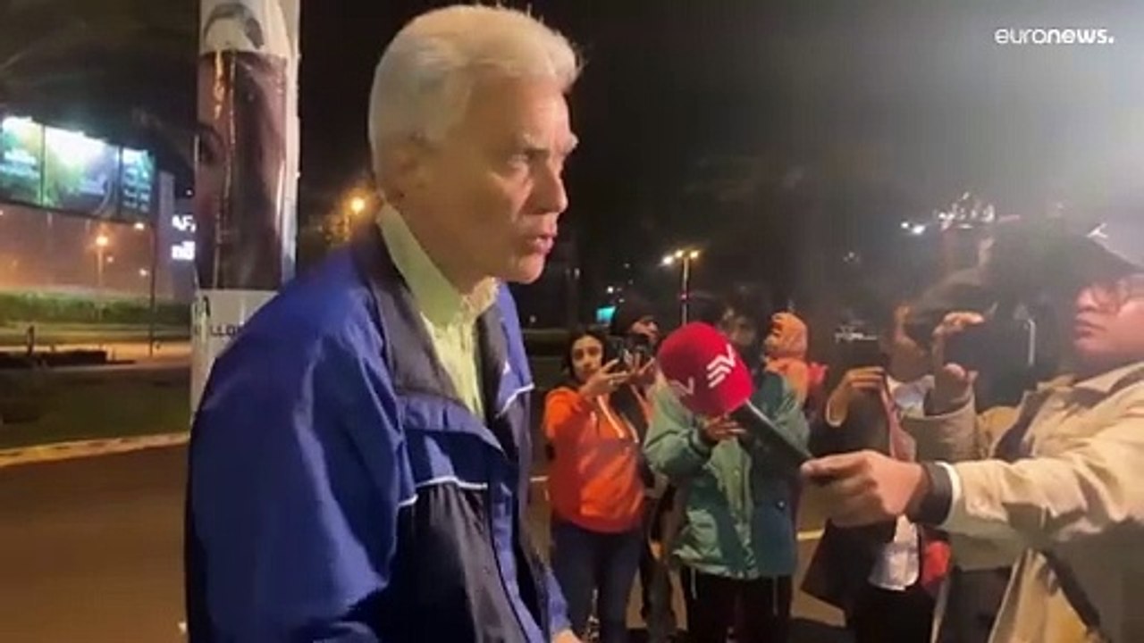 الشرطة الإكوادورية تقتحم سفارة مكسيكو في كيتو و...