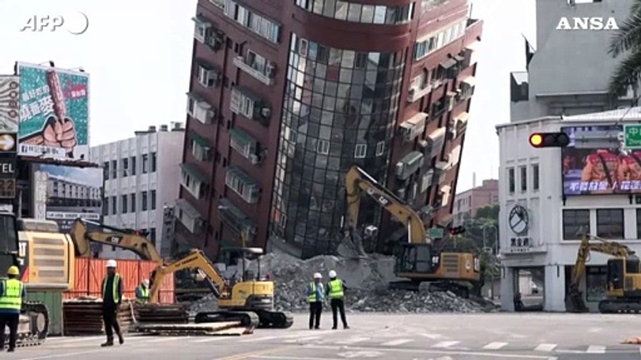 Taiwan, oltre mille feriti e decine di dispersi per il sisma