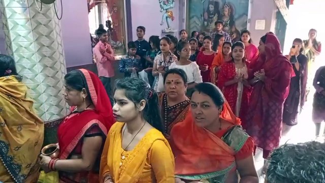 Video Story- चैत्र नवरात्र : माता के मंदिरो में गूंजे मां के जयकारे, जल चढ़ाने उमड़ी भीड़