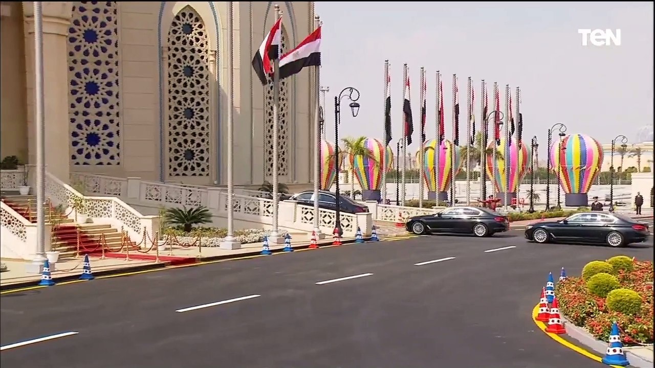 شاهد لحظة وصول الرئيس السيسي مقر احتفالية وزارة الأوقاف بليلة القدر