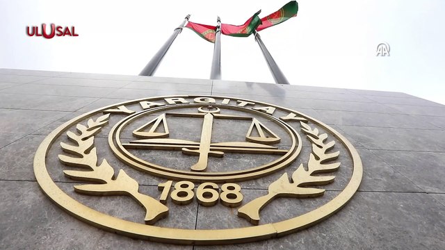 Yargıtay emsal bir karara imza attı. Erkeğin kadının maaşını alması, boşanma sebebi sayıldı.