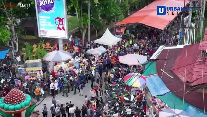 Presiden Jokowi Ngabuburit di Jambi, Warga Padat Poll Minta Foto