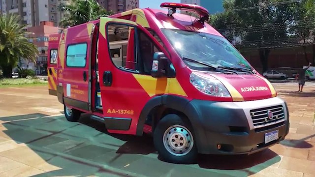 Menina de 17 anos é socorrida no Teatro Municipal após sofrer queda durante aula de dança