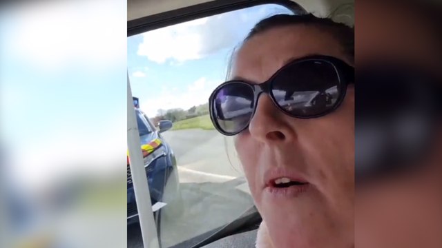 « On ne contracte pas » : qui sont ces automobilistes complotistes des « êtres souverains », au cœur d’une vidéo virale ?