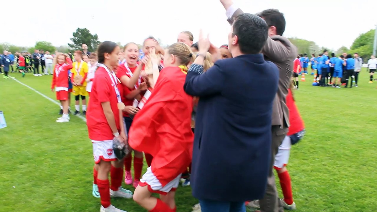 Coupe Pitch, Valenciennes chez les filles, Waziers chez les garçons. Les équipes de Marly (filles) et Saint Amand (garçons) accompagneront les vainqueurs pour la phase régionale.oàMM