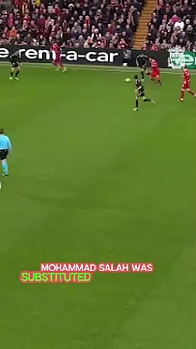 Mo Salah Fumes as Jurgen Klopp Subs Him off Before Liverpool Comeback