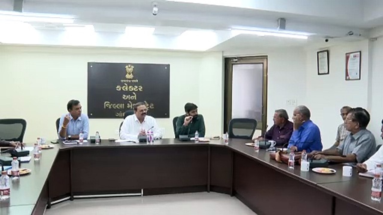 GANDHINAGAR LOK SABHA ELECTION 2024 EVM & VVPAT FIRST RANDOMIZATION BY COLLECTOR