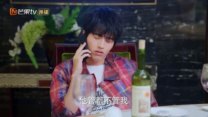 BẠN GÁI DƯỚI LẦU XIN KÝ NHẬN - T 25