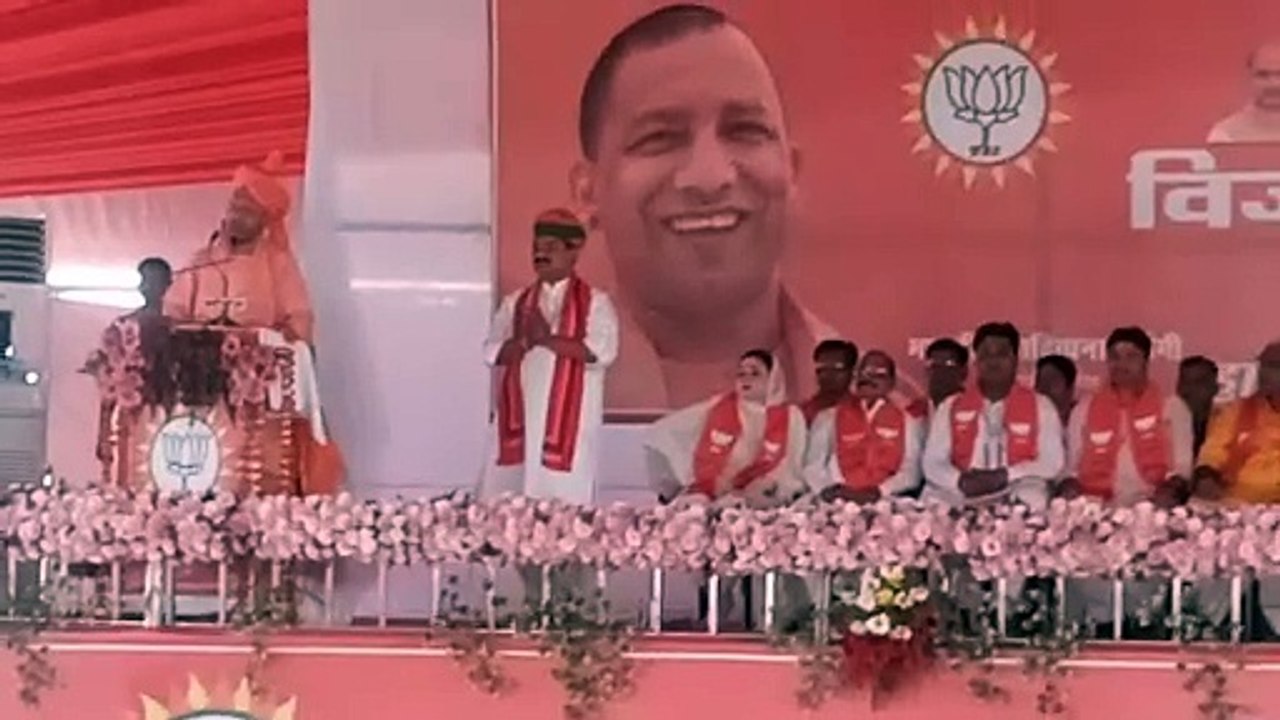 कांग्रेस गरीबों को मारती है भूखा, आतंकियों को खिलाती है बिरयानी
