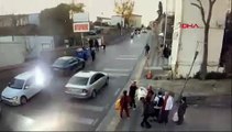 Kadıköy'de Galatasaraylı baba ve kıza saldıran şüphelilerin görüntüsü ortaya çıktı