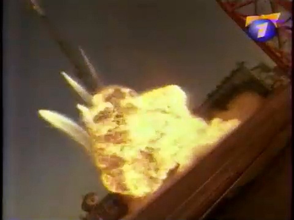 Barb Wire Bande-annonce (RU)