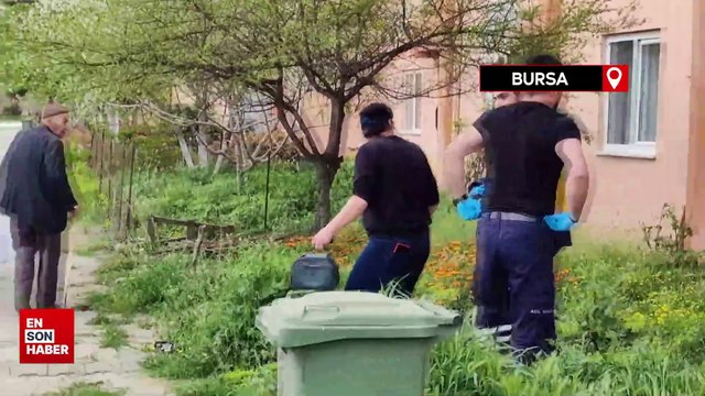 Bursa'da kavgada bıçaklanan kadın, oğlu ve yeğeni, şüphelinin evine ve otomobiline zarar verdi