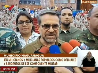 Tải video: Carabobo | Más de 400 milicianos se gradúan como Oficiales y Sargentos