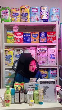 Ultimate Diapers Absorbency Test of Top 5 Brands including Pampers, & Huggies