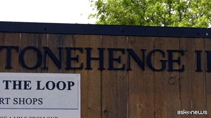 Follia eclissi in Nord America, migliaia radunati a Stonehenge II