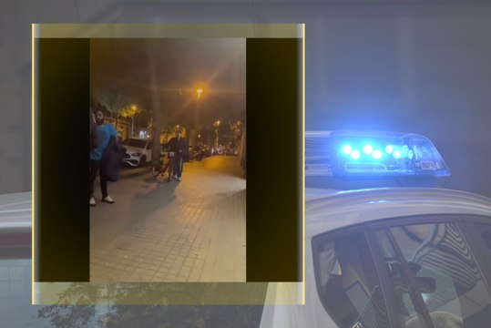 Vean como unos valientes jóvenes recuperan un teléfono que había robado un marroquí