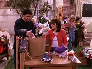 Alle lieben Raymond S02E23-Der Flohmarkt