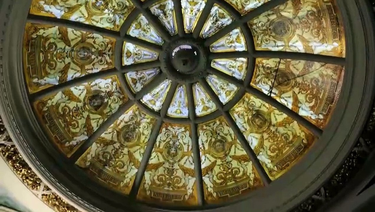 Queen's Hotel Video