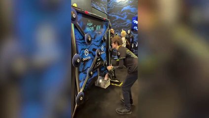 Teenager beats British racing driver Jenson Button's reflex world record in Birmingham