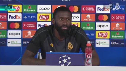 Tải video: Rueda de prensa de Antonio Rüdiger, previa al Real Madrid vs. Manchester City de Champions League