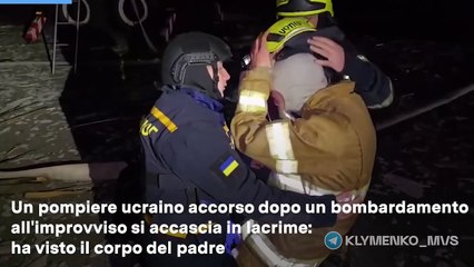 Vigile del fuoco di Kharkiv trova il padre carbonizzato