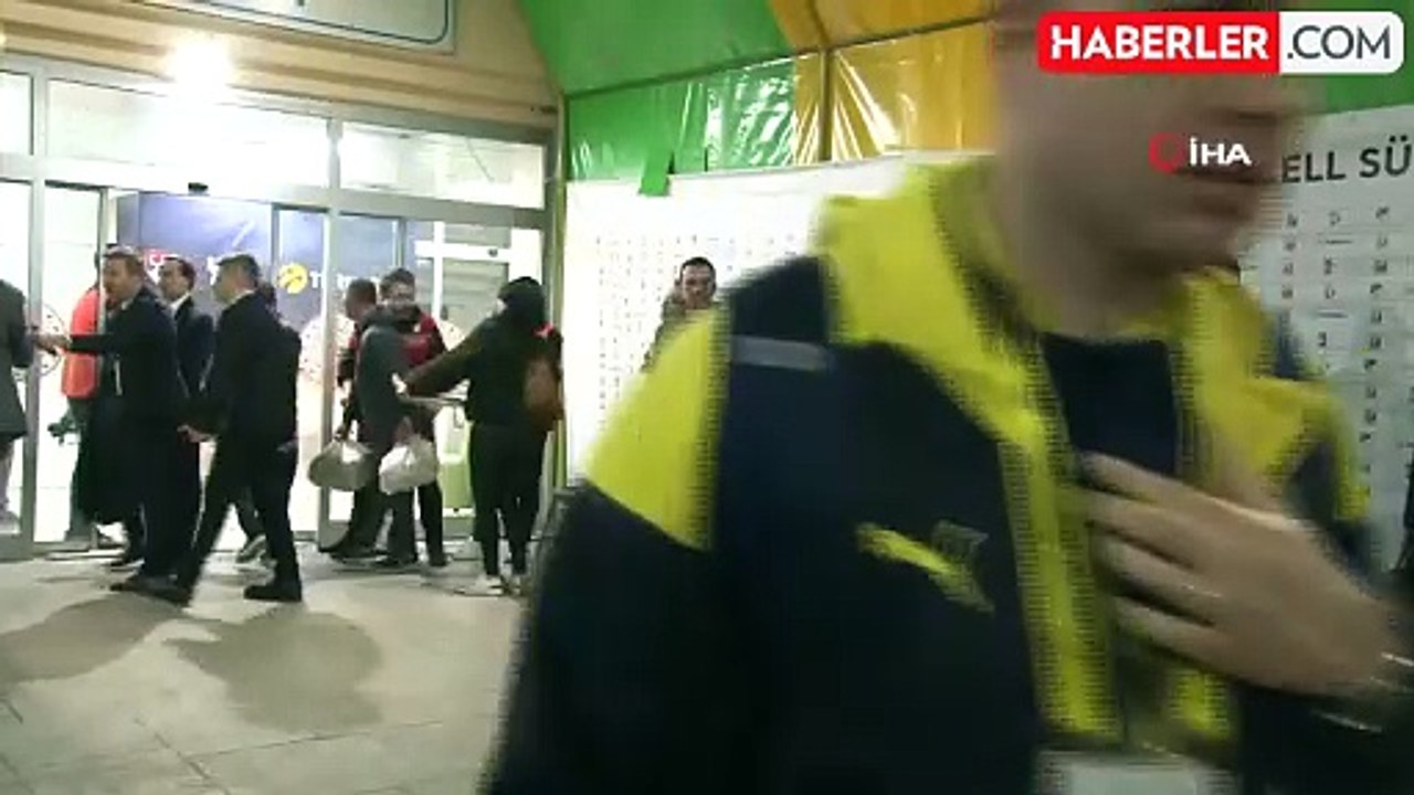 Süper Kupa finalinde sahadan çekilmenin cezası ne, Fenerbahçe'nin cezası ne olacak?
