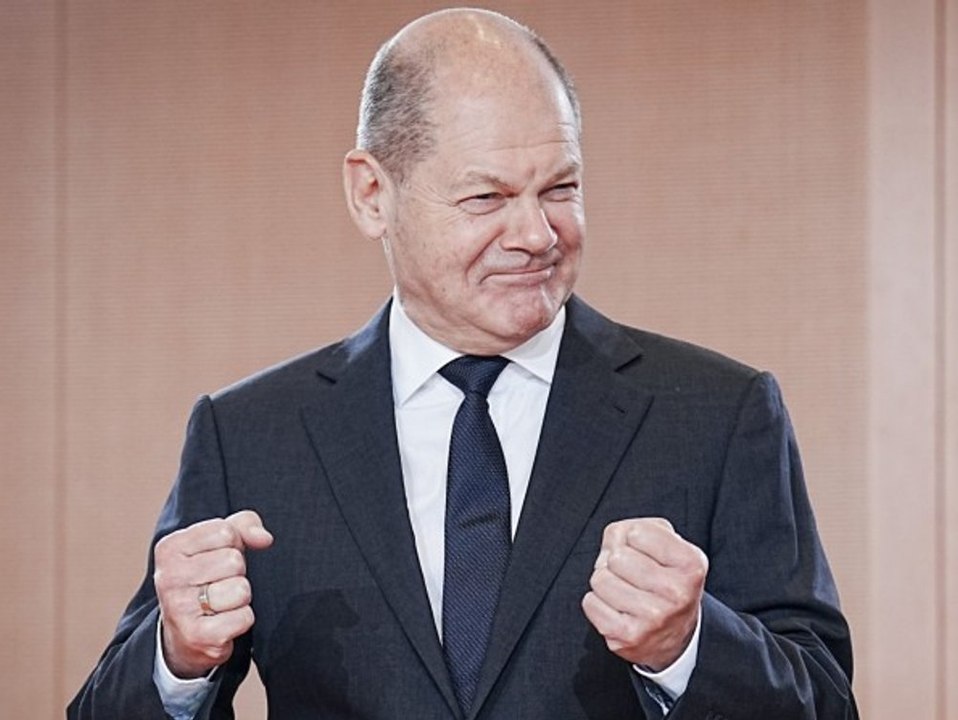 Bundeskanzler olaf scholz versucht sich als tiktok-star