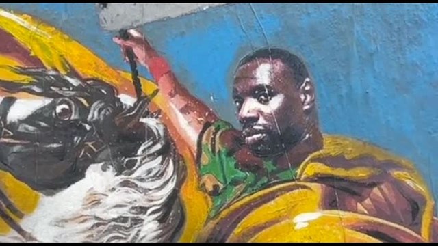 Tvboy invade Parigi, le opere del Banksy italiano per le vie della città