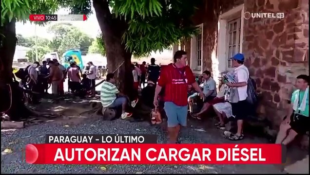 A casi un mes paradas, autorizan cargar diésel a cisternas bolivianas en Paraguay