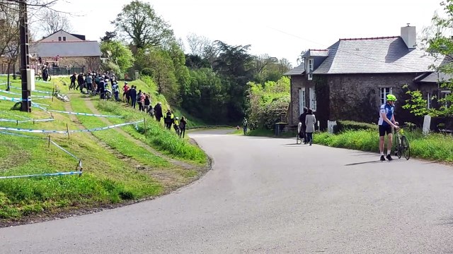 Départ coupe de Bretagne VTT à Saint Germain sur Ille Les Départementaux