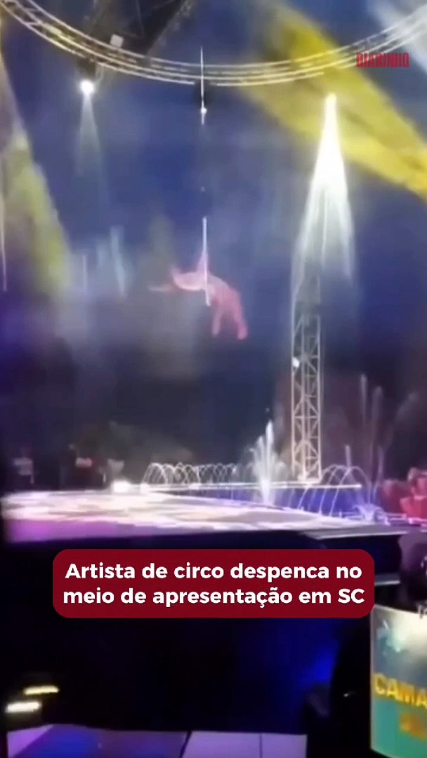 Artista de circo despenca no meio de apresentação em Santa Catarina